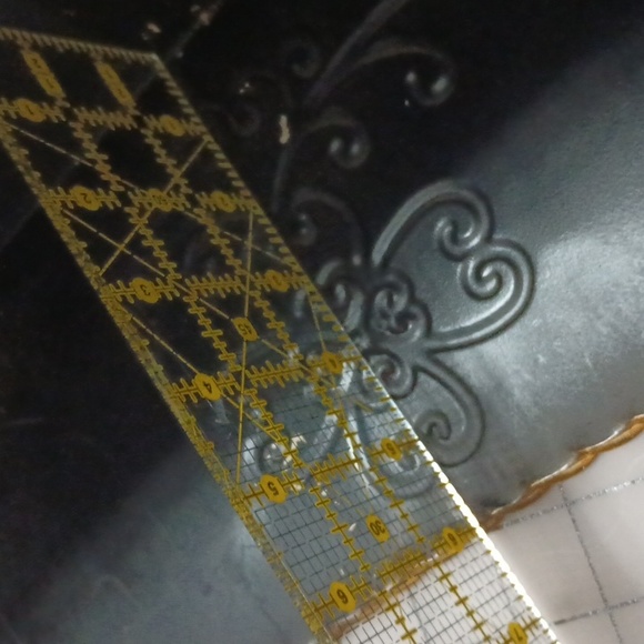 VTG 23" Metal Planter Box Rustic Ochre w/ Rope Cord Trim Detail - Picture 9 of 11